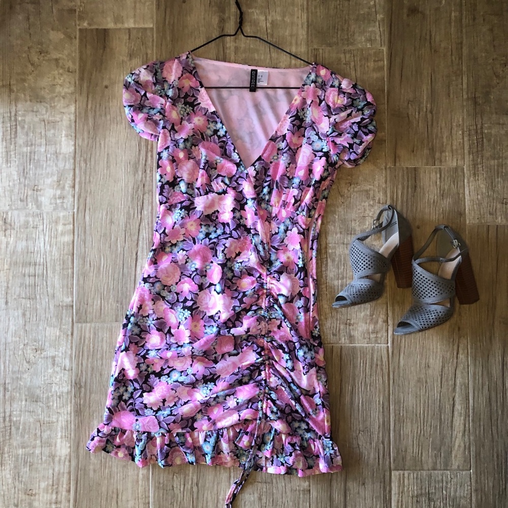 Plunging pink flowery mini dress